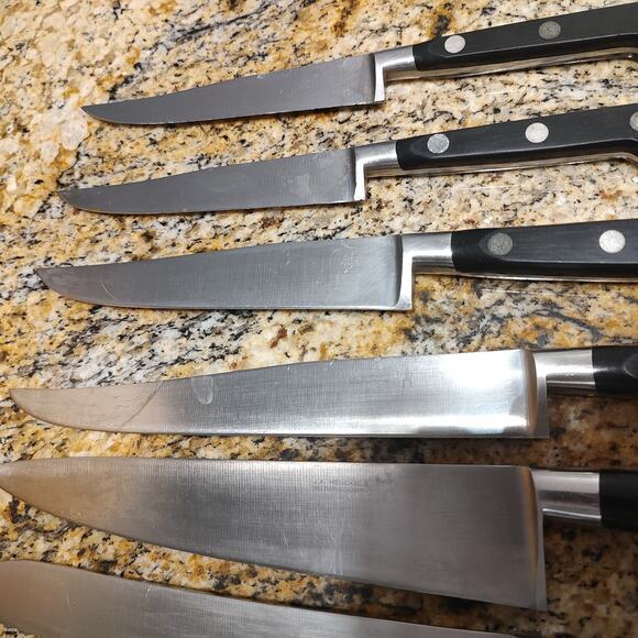 J.A. Henckels International Knife Set with Block - 7 Pieces - Picture 6 of 16